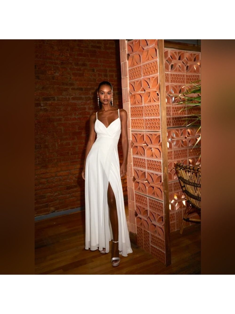 Lulus - Romantic Inspiration White Sleeveless Faux - Wrap Maxi Dress - Picture 5 of 6
